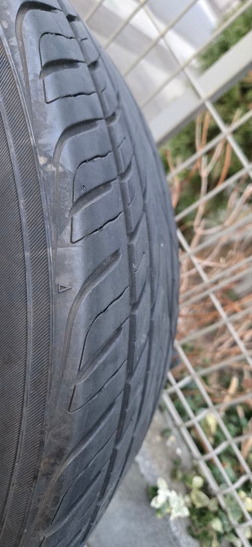 YOKOHAMA245/40/R20 4本セット24年製 バリ山2個口送料込み②