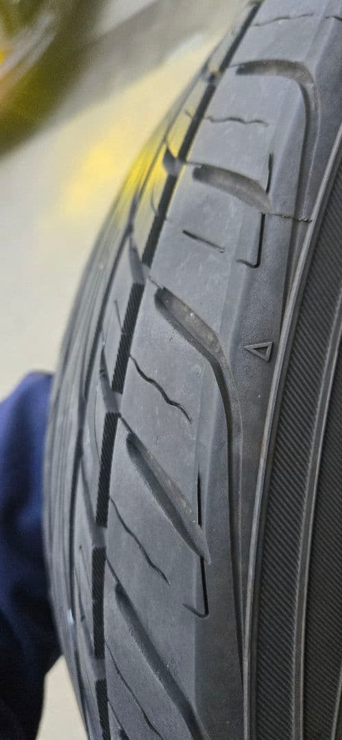 YOKOHAMA245/40/R20 4本セット24年製 バリ山2個口送料込み②