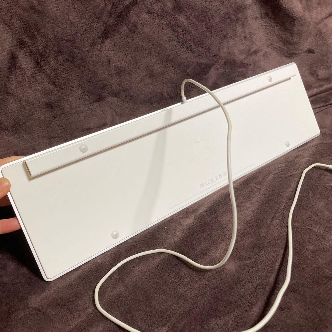 アップルApple パソコンのキーボード 2つおまとめで 大人個人家庭での使用