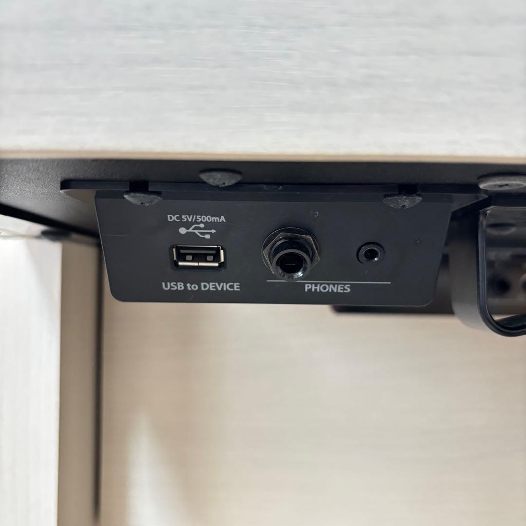 送料無料！木製鍵盤 KAWAI CA58A ホワイトデジタルピアノ 電子ピアノ