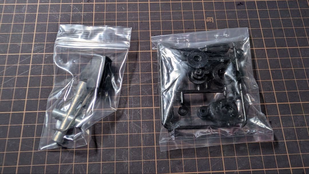 【新品パーツ多数・必須OP付】タミヤ TT-02 シャーシ本体（メカなし）
