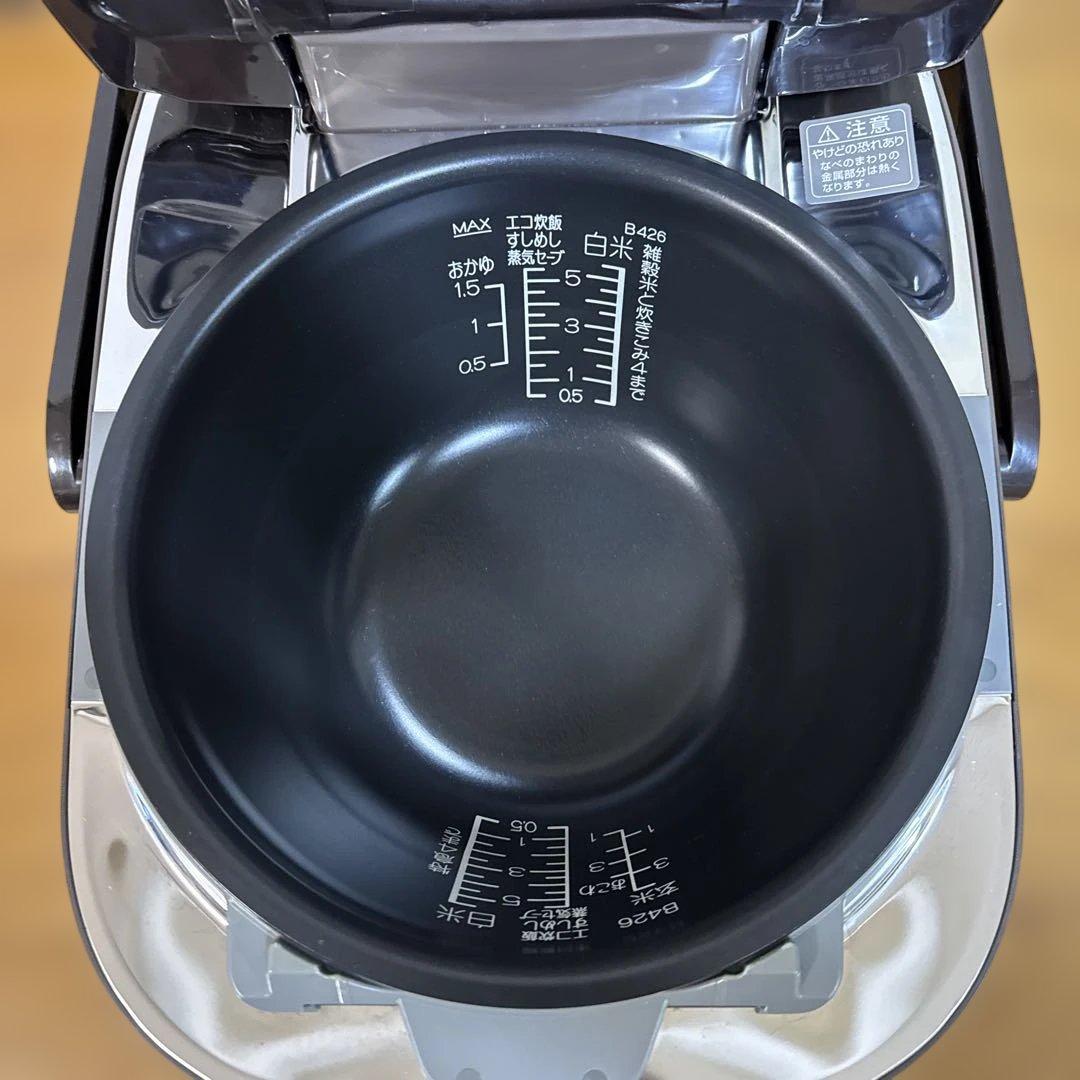 象印 炊飯器 圧力IH式 南部鉄器極め羽釜 5.5合 ブラック NP-WT10