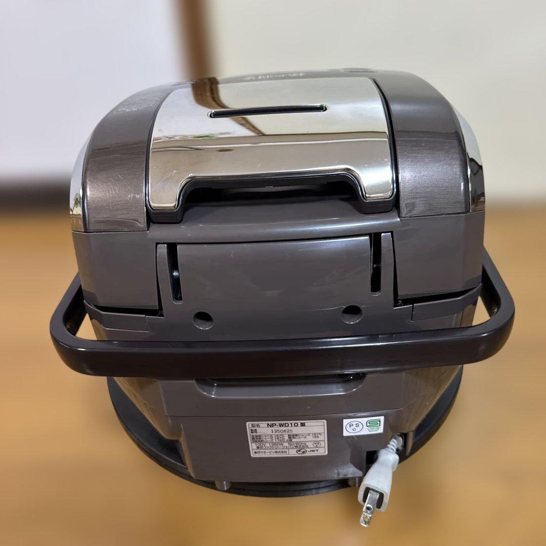 象印 炊飯器 圧力IH式 南部鉄器極め羽釜 5.5合 ブラック NP-WT10
