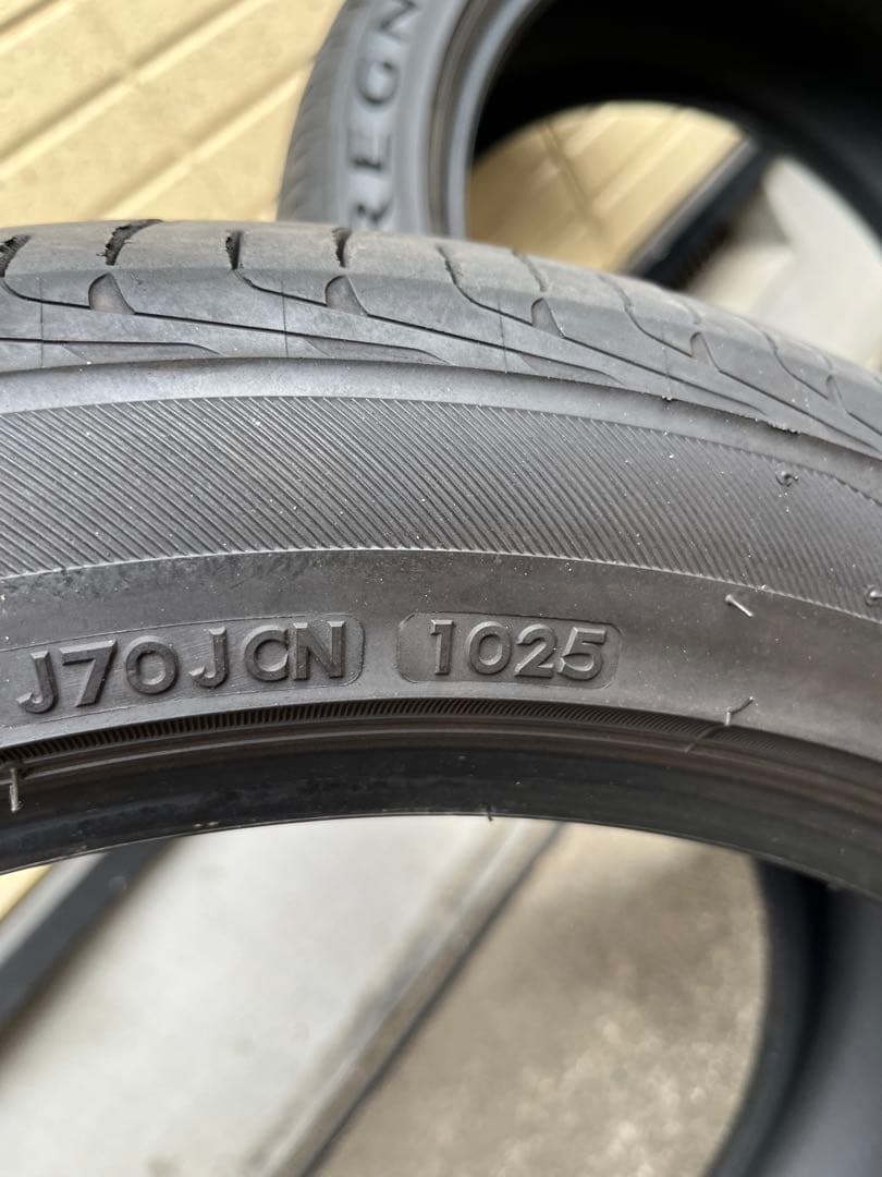 REGNO GR-XⅢ 225/45R18 タイヤ