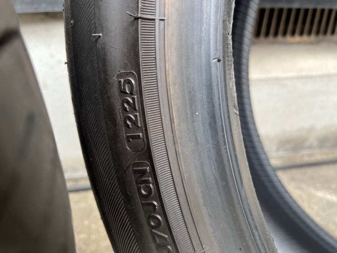 REGNO GR-XⅢ 225/45R18 タイヤ