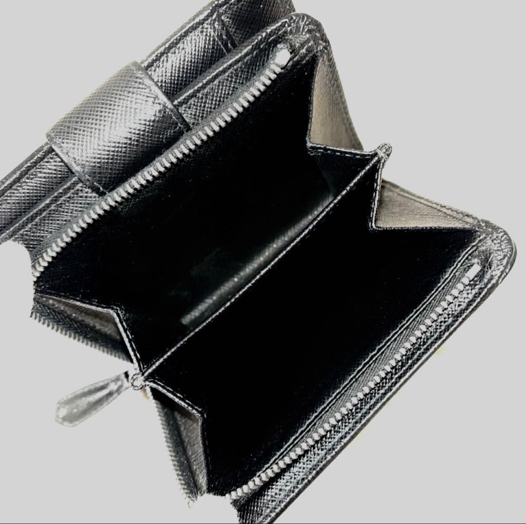 美品✨PRADA プラダ　三角ロゴ　二つ折り財布 サフィアーノ　1ml018 黒