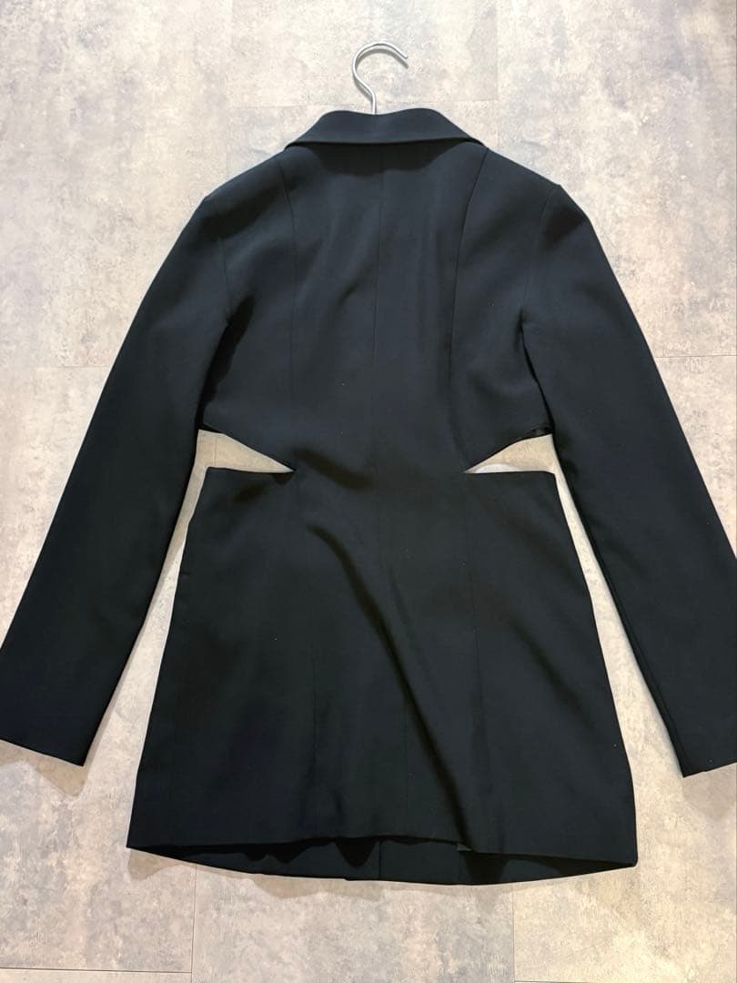 【即日郵送】LVEU. カットアウトワンピースジャケット アウター ジャケット