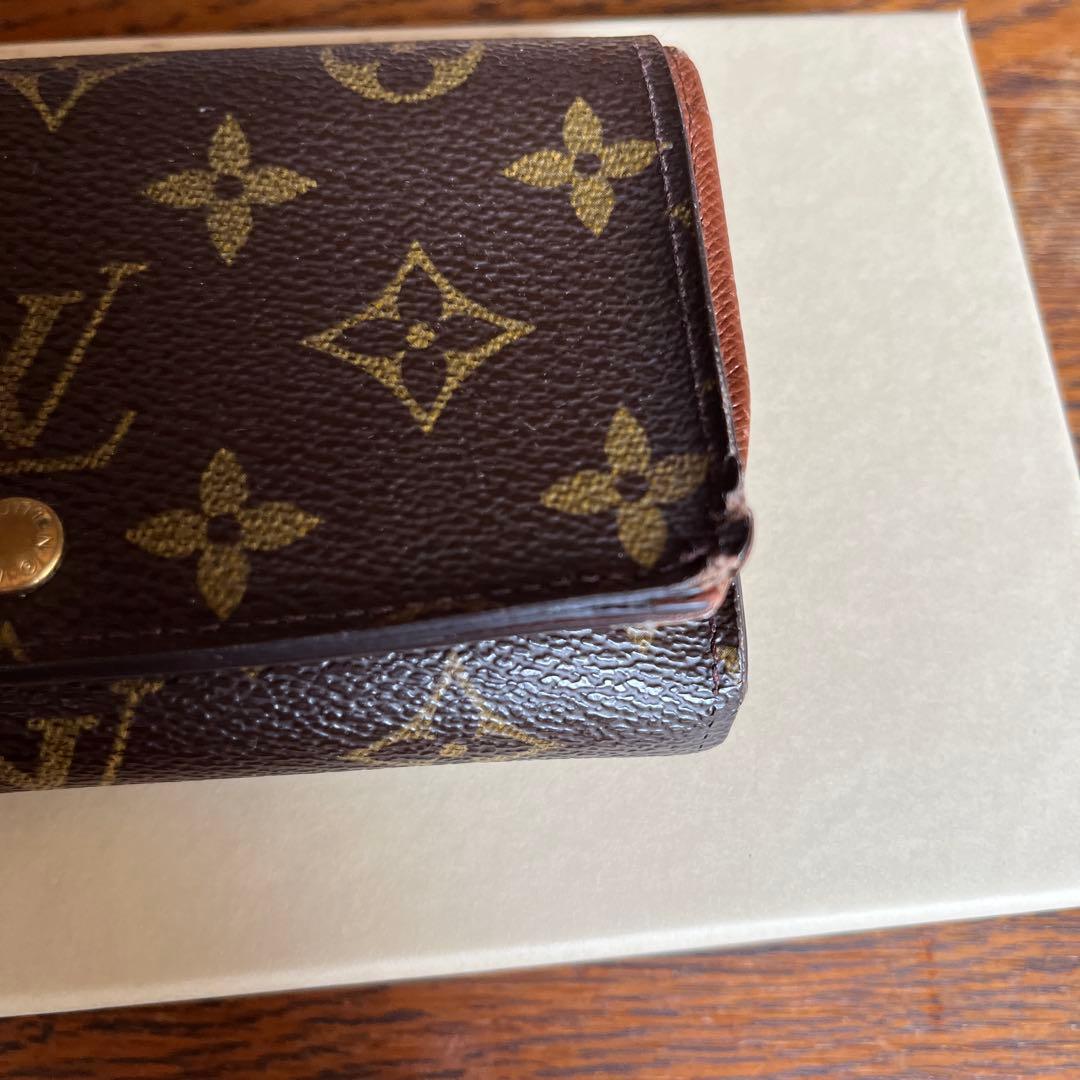 LOUIS VUITTON　ポルトモネビエトレゾー　二つ折り財布　モノグラムル