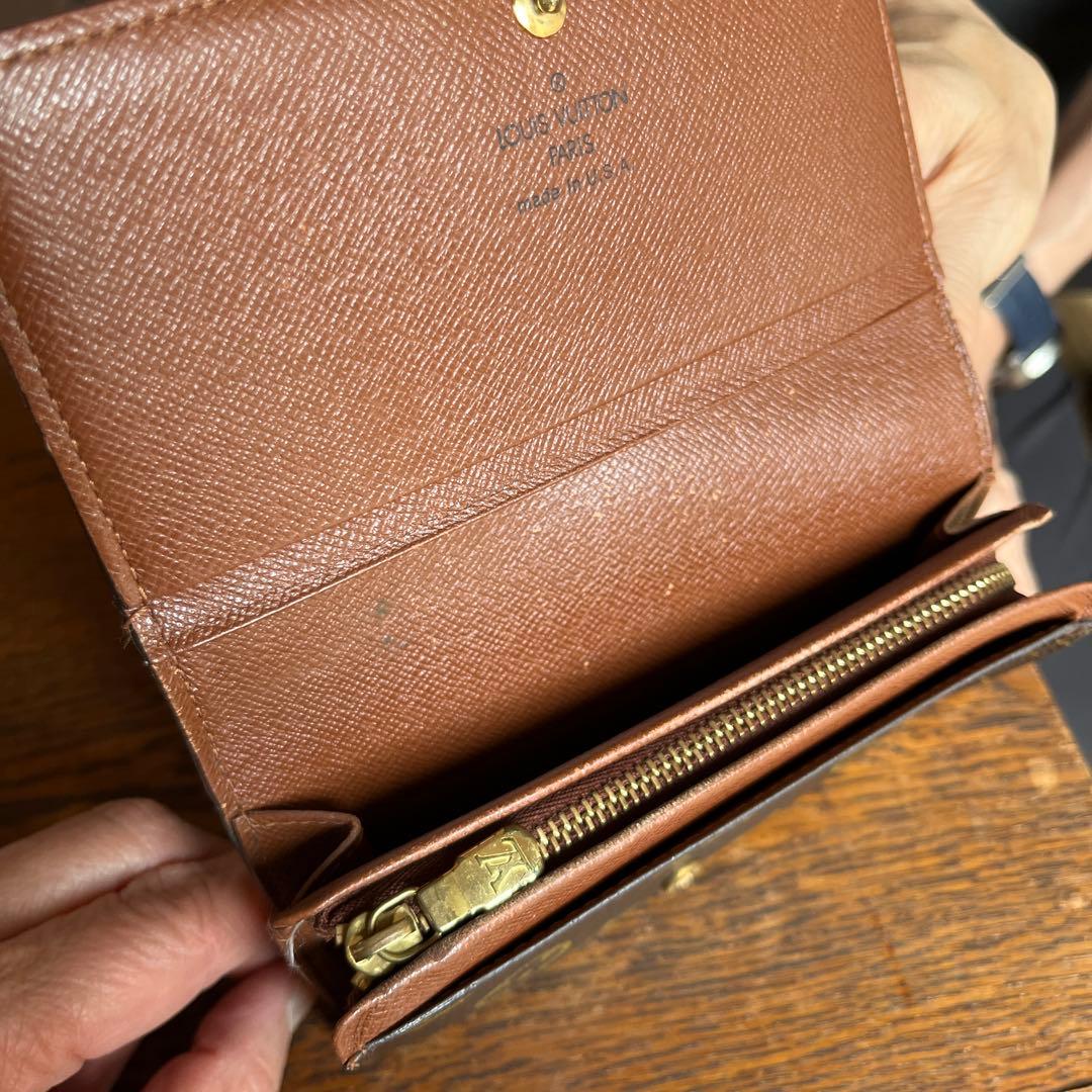 LOUIS VUITTON　ポルトモネビエトレゾー　二つ折り財布　モノグラムル