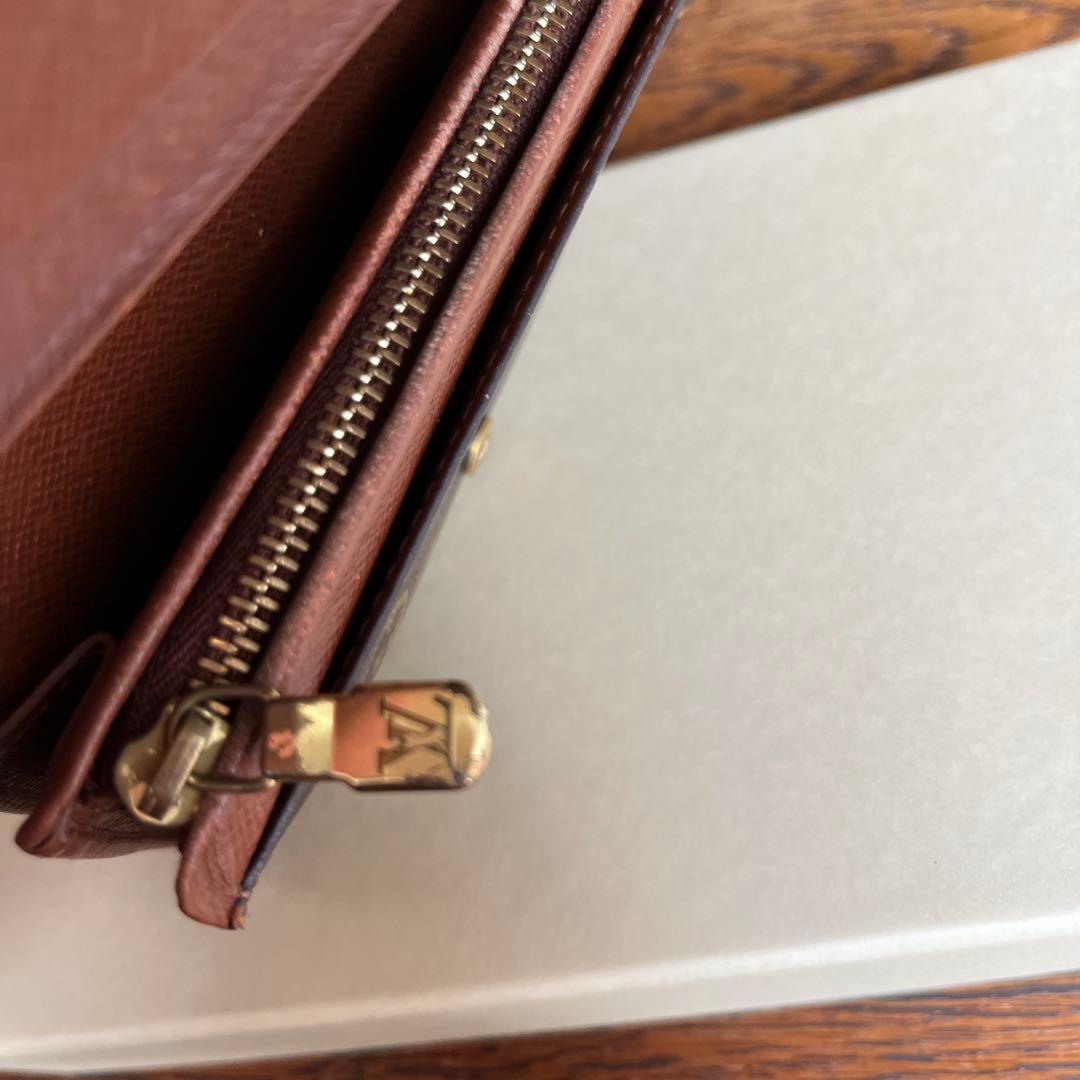 LOUIS VUITTON　ポルトモネビエトレゾー　二つ折り財布　モノグラムル