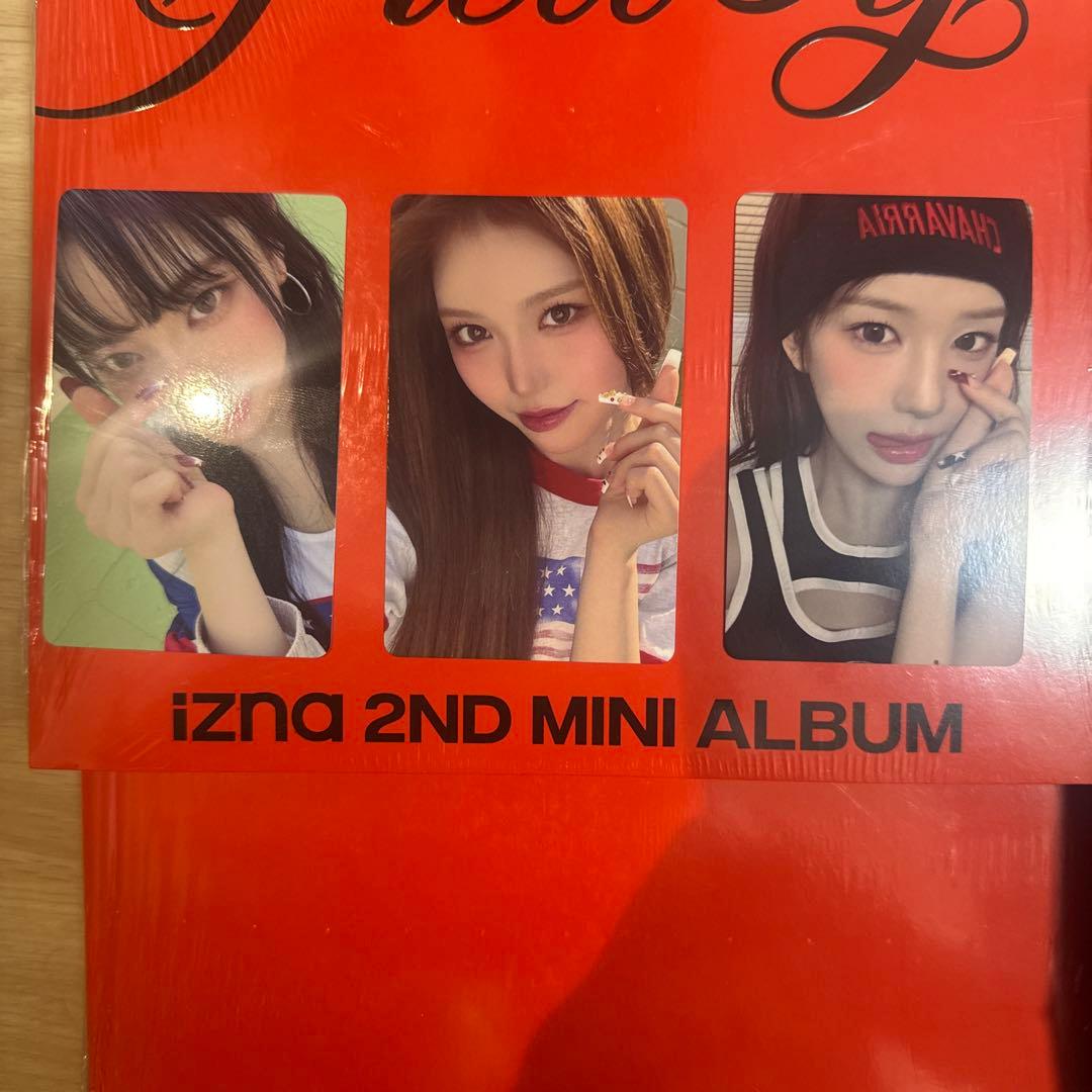 izna not just pretty アルバム　2形態セット×5