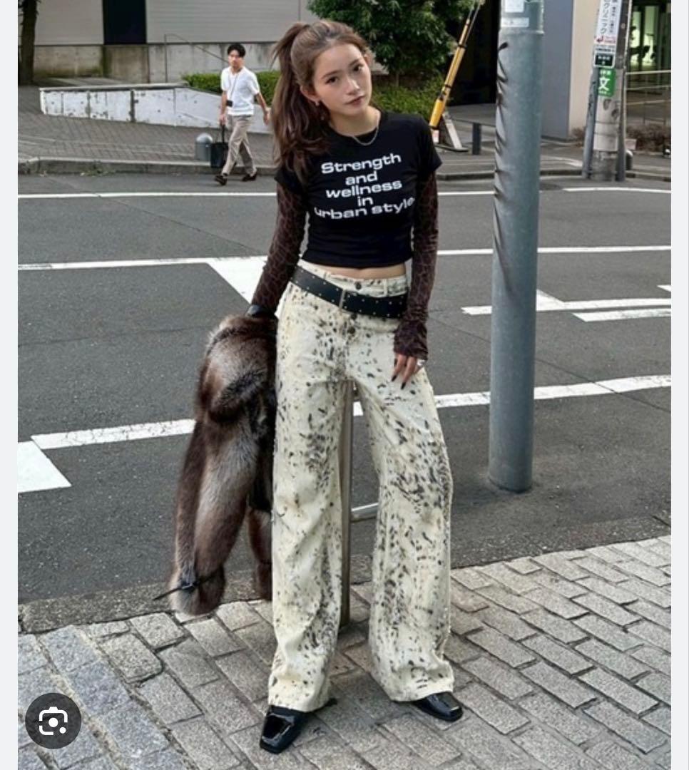 aclent アニマルワイドストレートデニムパンツ　牛ヒョウ