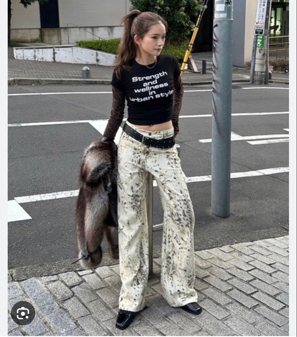 aclent アニマルワイドストレートデニムパンツ　牛ヒョウ