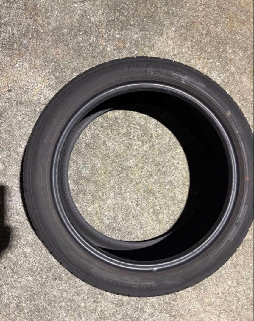 ヨコハマブルーアース215/45R17 4本セット溝5.5mmバリ山2022年製