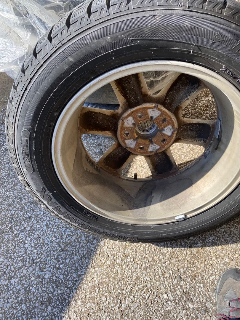 日産純正アルミホイールとスタッドレスタイヤ 215/60R17 のセット