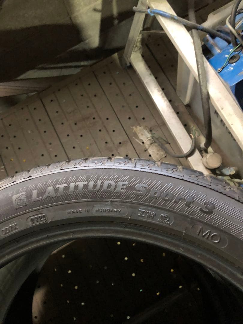 ミシュラン　夏タイヤ 255/45Ｒ20 285/40ＺＲ20 倉庫渡し