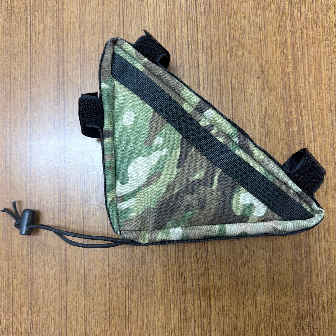 JINDAIJI MOUNTAIN WORKS 三角バッグ カモフラージュ