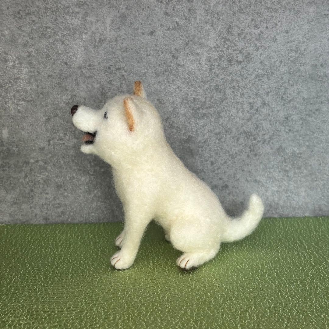 柴犬　白柴（小）　羊毛フェルト　ハンドメイド　No.113