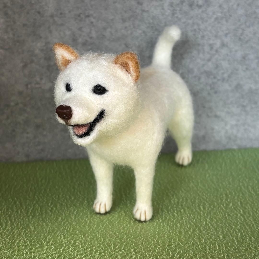 柴犬　白柴（小）　羊毛フェルト　ハンドメイド　No.113