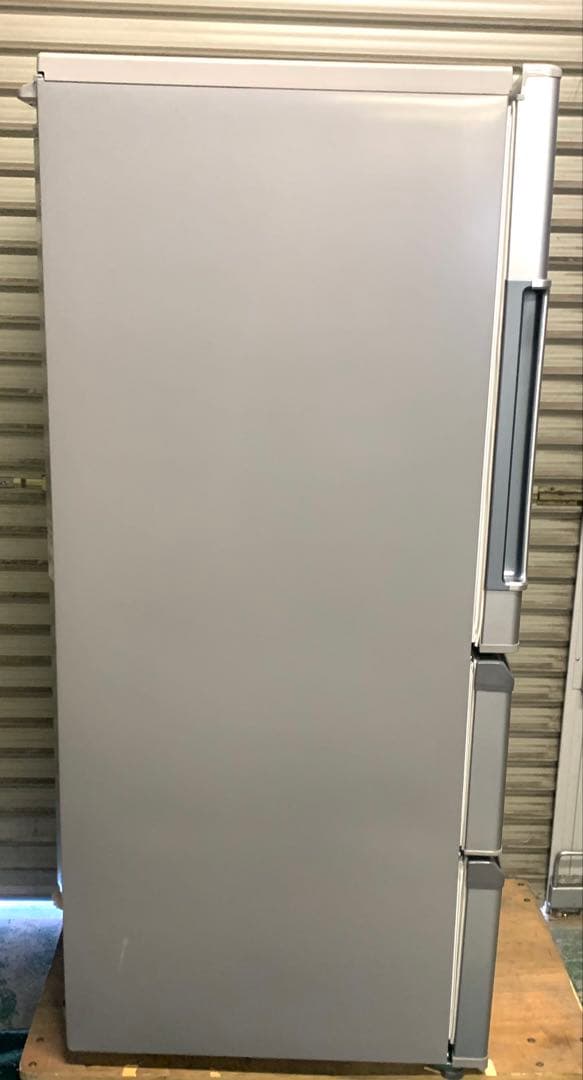 2r34. AQUA 272L 冷凍冷蔵庫 AQR-271F(S) 2017年製