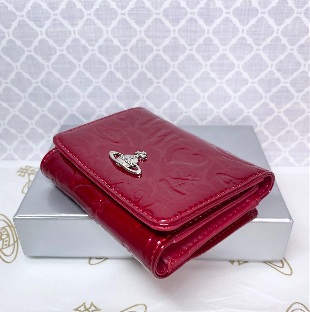 【内側に素敵な柄あり✨️】Vivienne Westwood 3折財布 赤エナメル