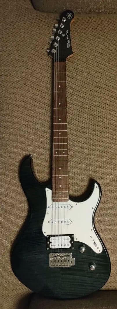 YAMAHA ヤマハ エレキギター PACIFICA PAC212VFM
