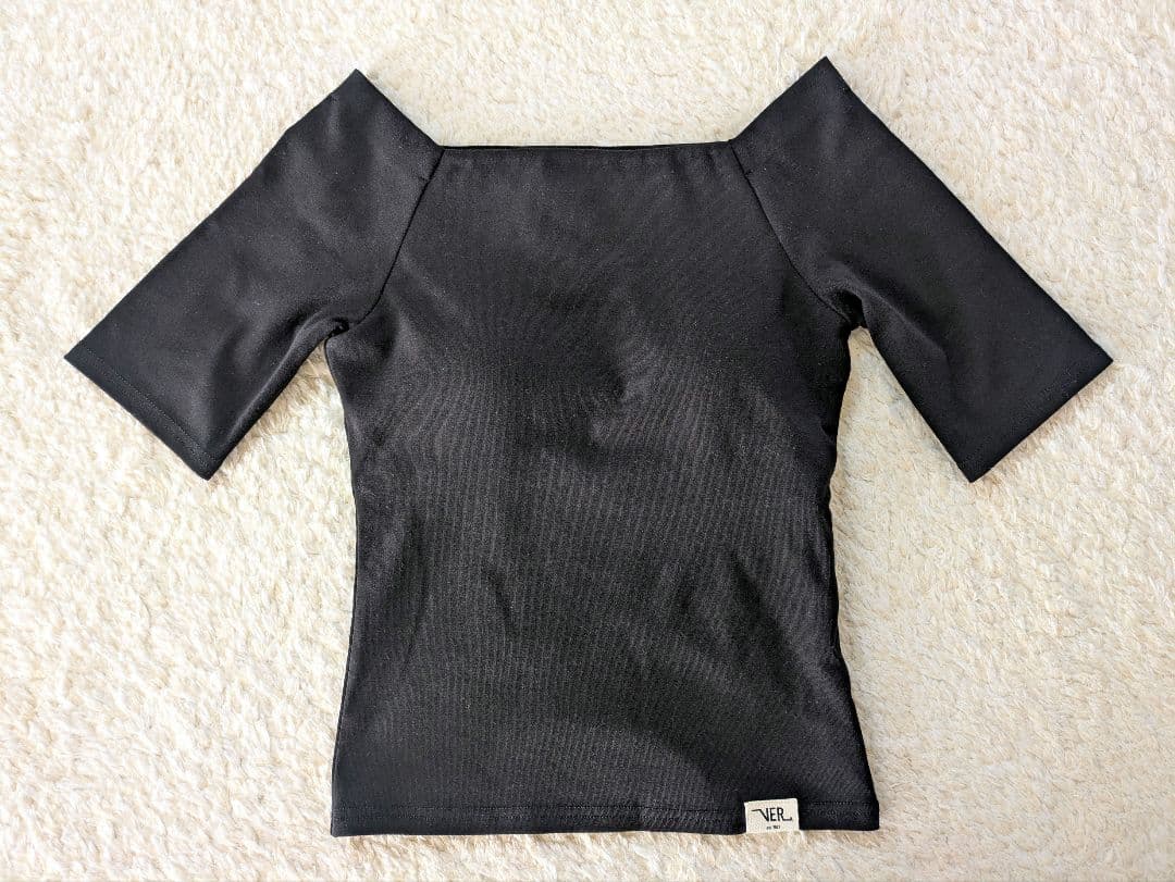 新品 VERSION OF YOU カップ付きトップス BLACK / M