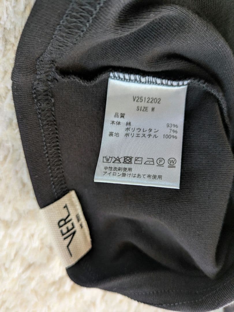 新品 VERSION OF YOU カップ付きトップス BLACK / M
