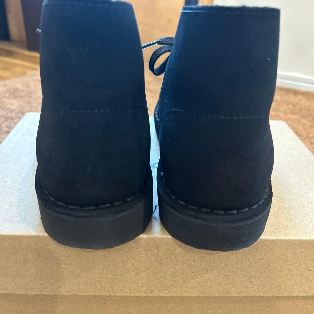 Clarks ブラック スエード ブーツ