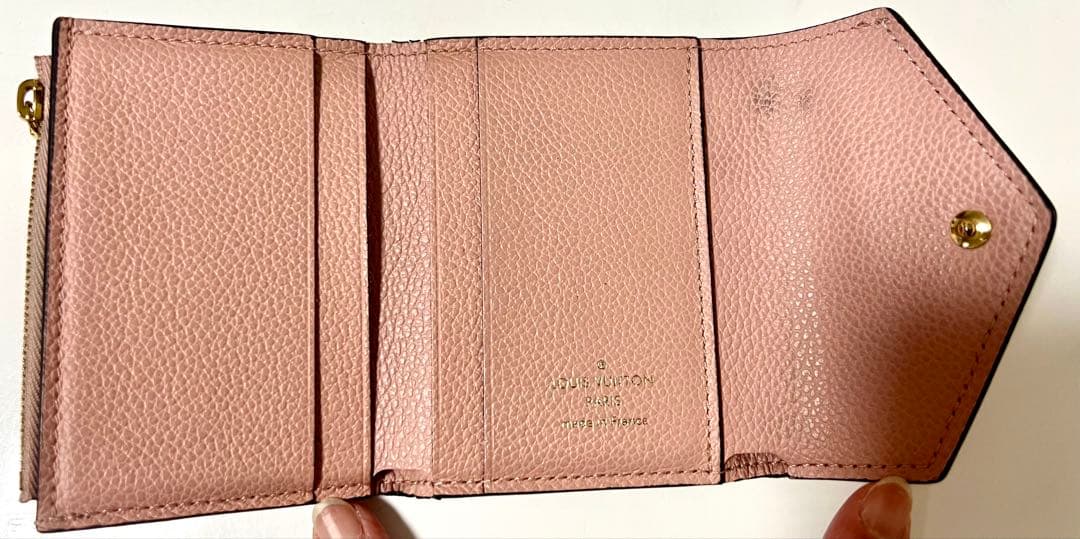 LOUIS VUITTON ポルトフォイユ・ゾエ