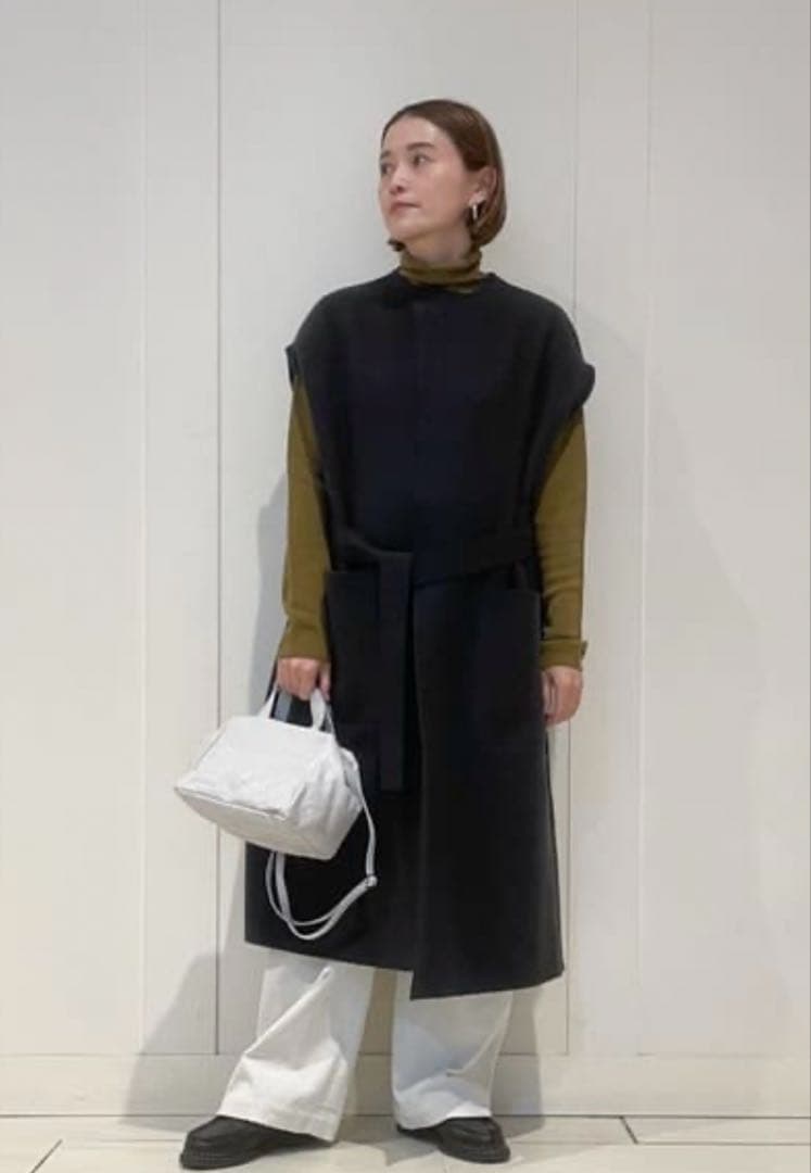 新品GALERIE VIE フェルトニット ベルテッドロングジレチャコールグレー