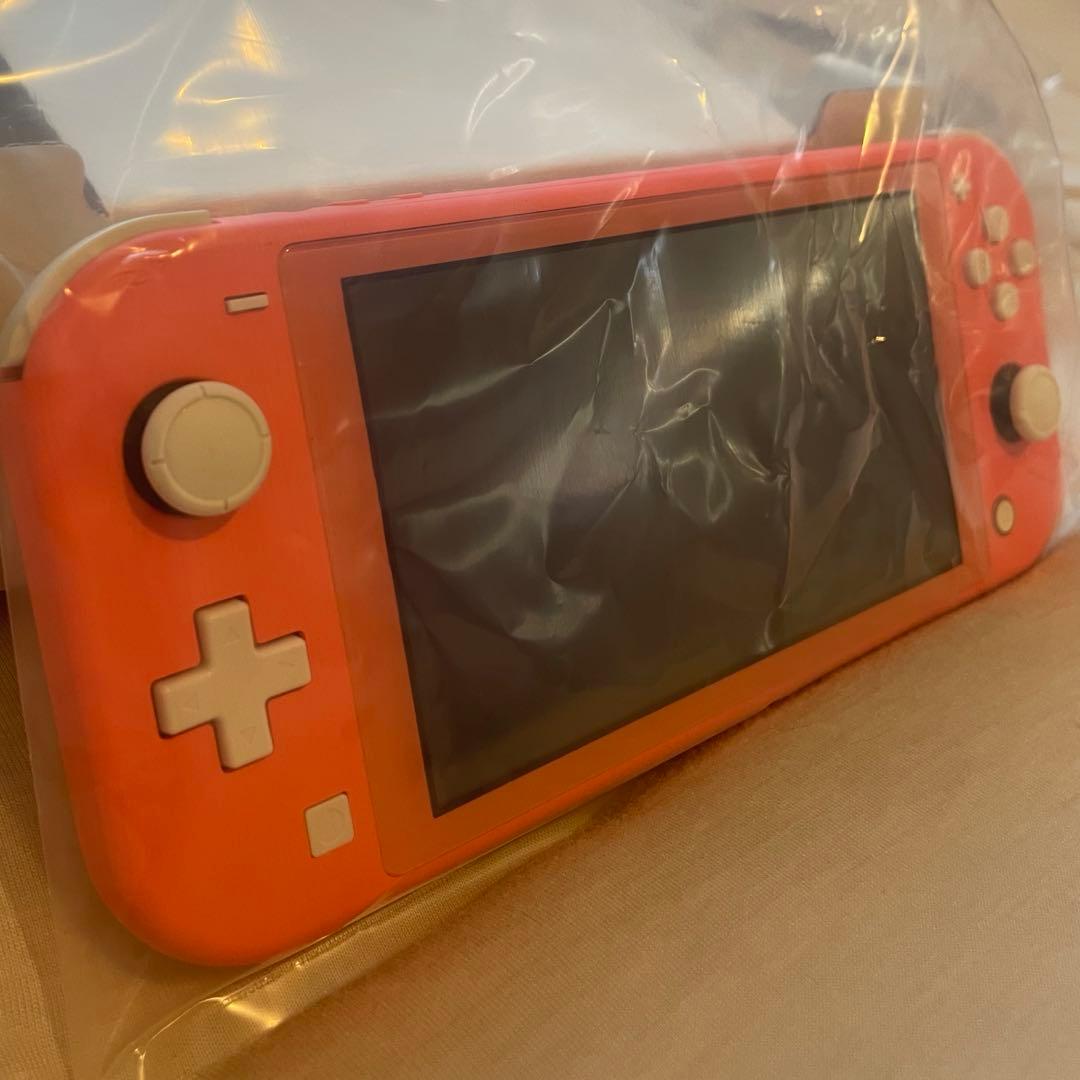 Nintendo Switch Lite ピンク　コーラル　箱つき