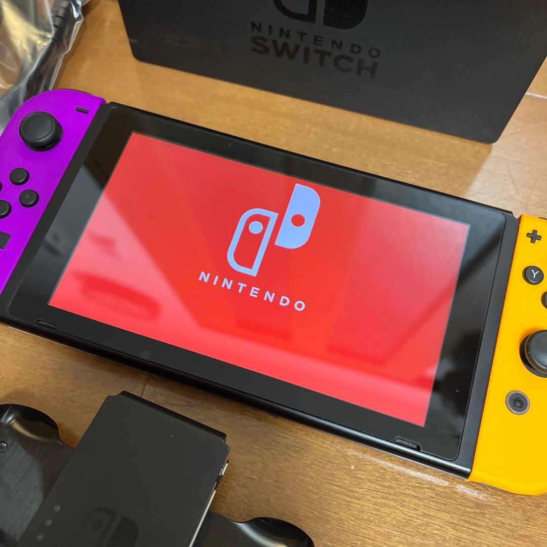 Nintendo Switch 本体 箱無し　SDカード付属
