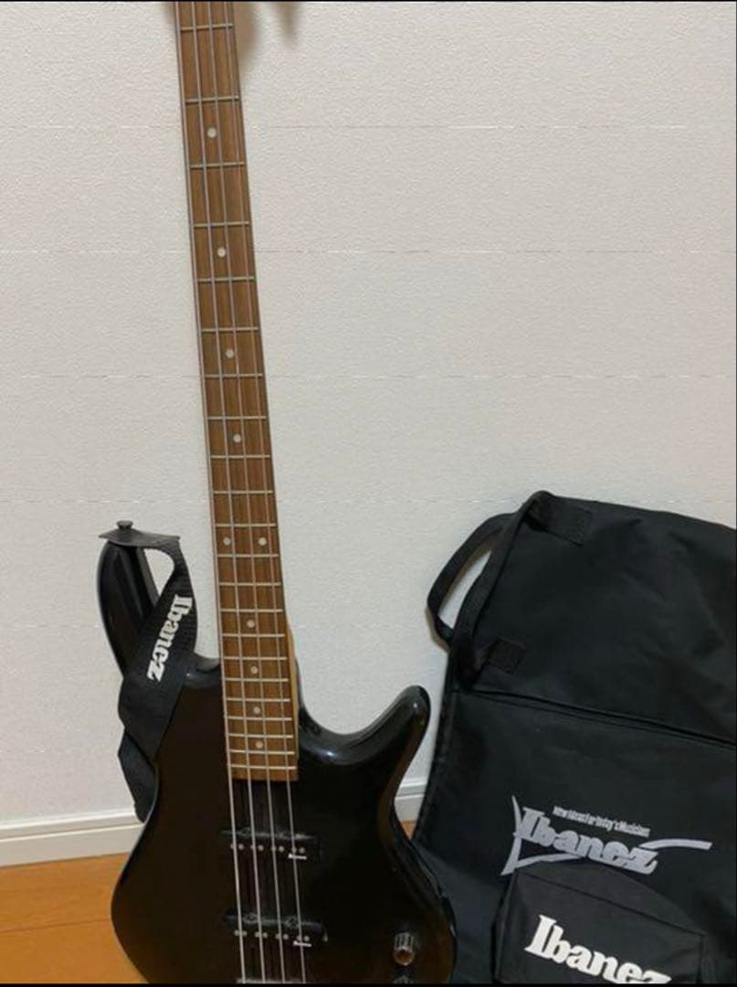 Ibanez エレキベース ブラック メイプルネック GSR320A BKN