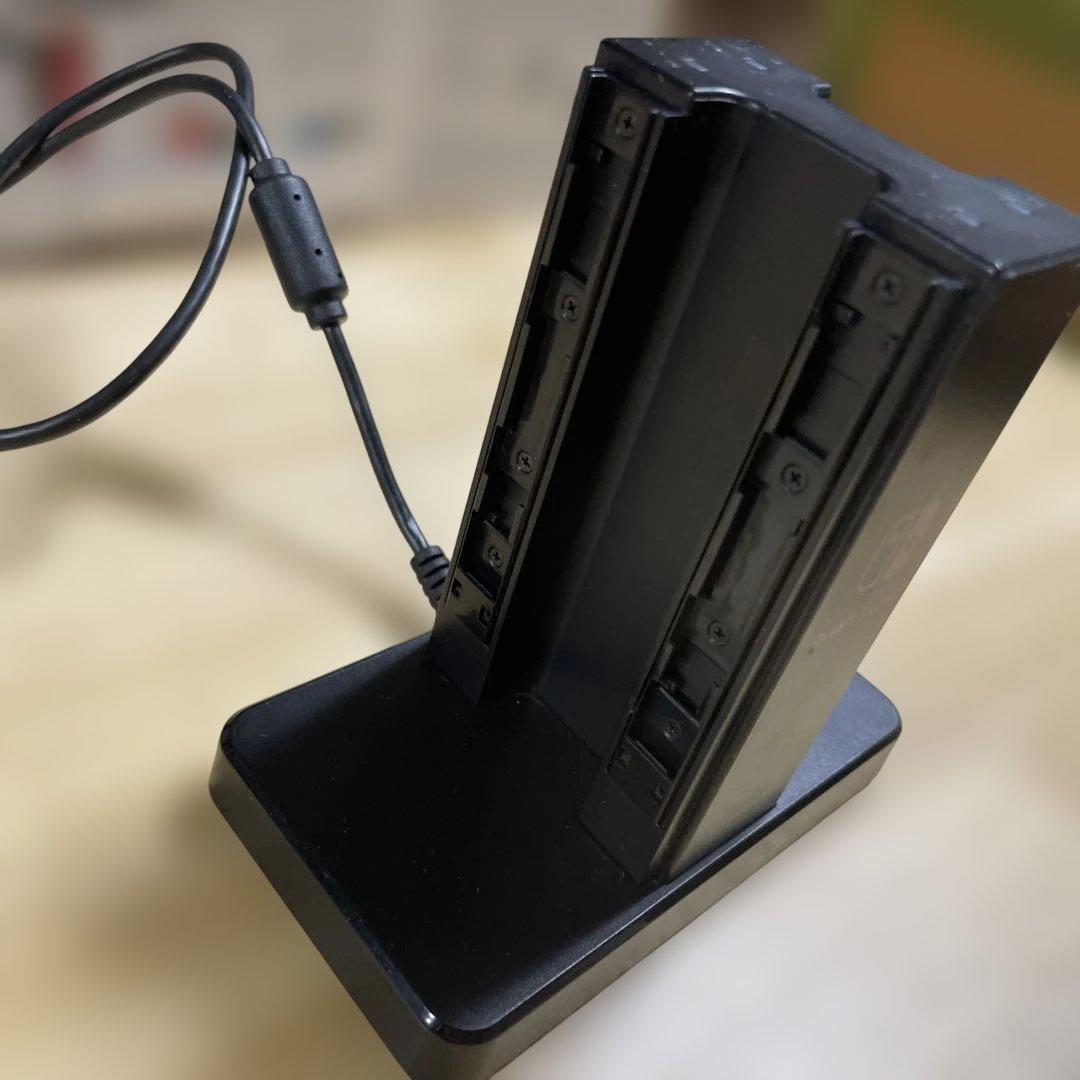 Nintendo Switch 本体 赤/青/緑/ピンク　付属品あり