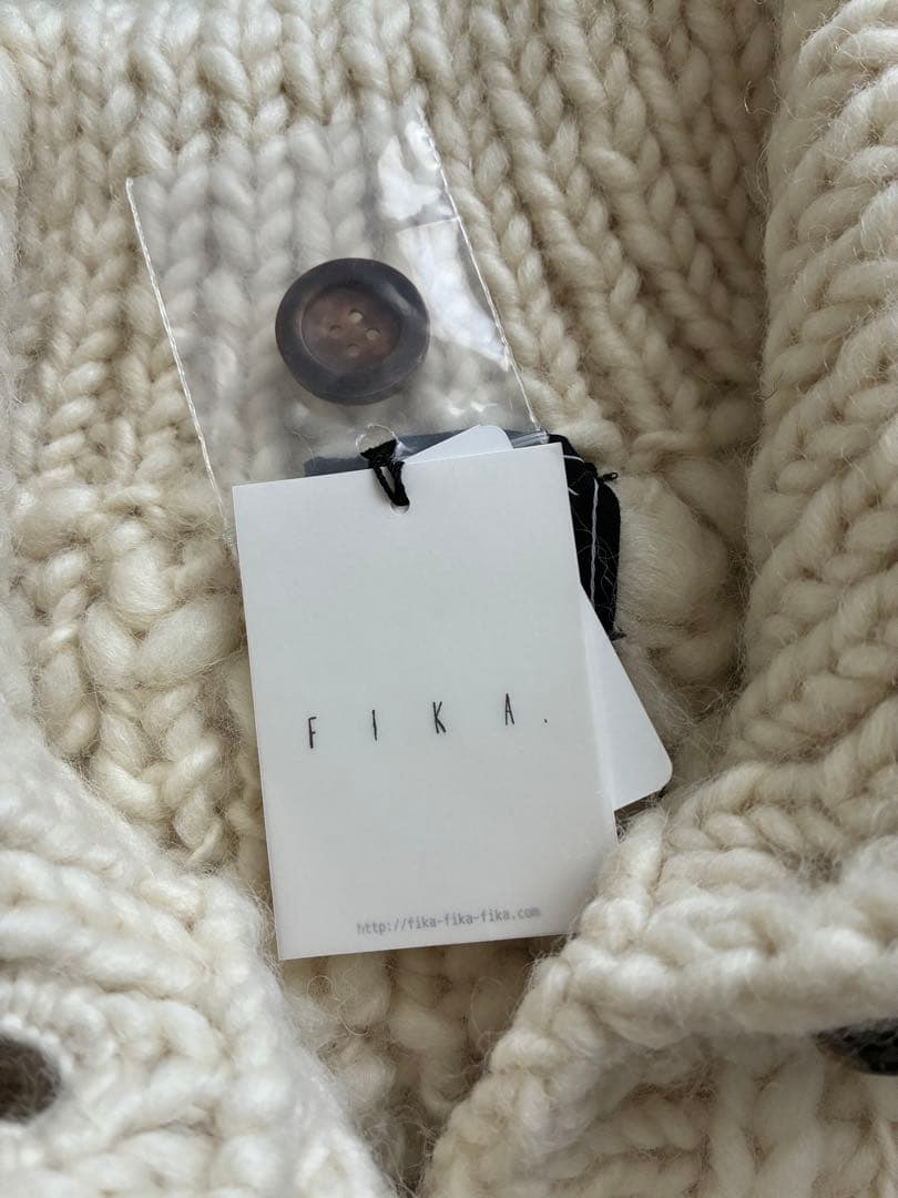 【新品】FIKA. ニットカーディガン