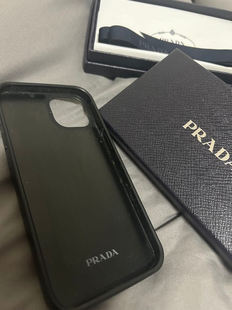 PRADA iPhone1314 15用スマホケース プラダ　箱あり