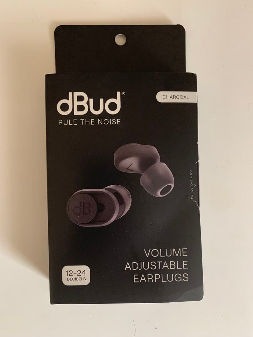 dBud 音量調整可能なイヤープラグ CHARCOAL