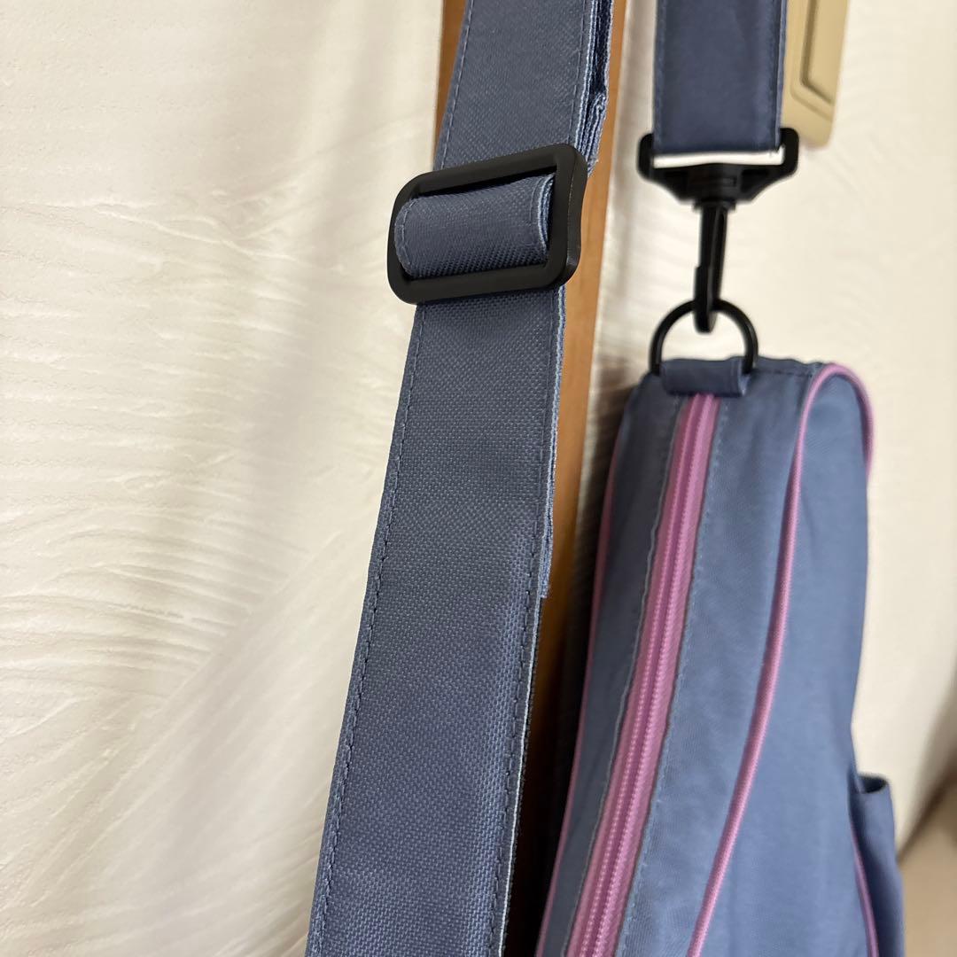 美品　リバーシブル　ヘルシーバックバッグ　ボディバッグ　花柄×ブルー　S 限定