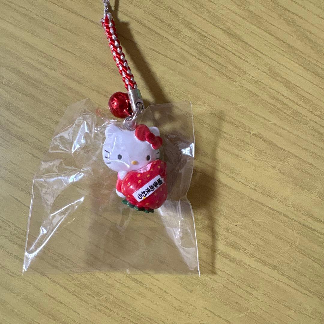 ご当地キティ　福岡限定　あまおう