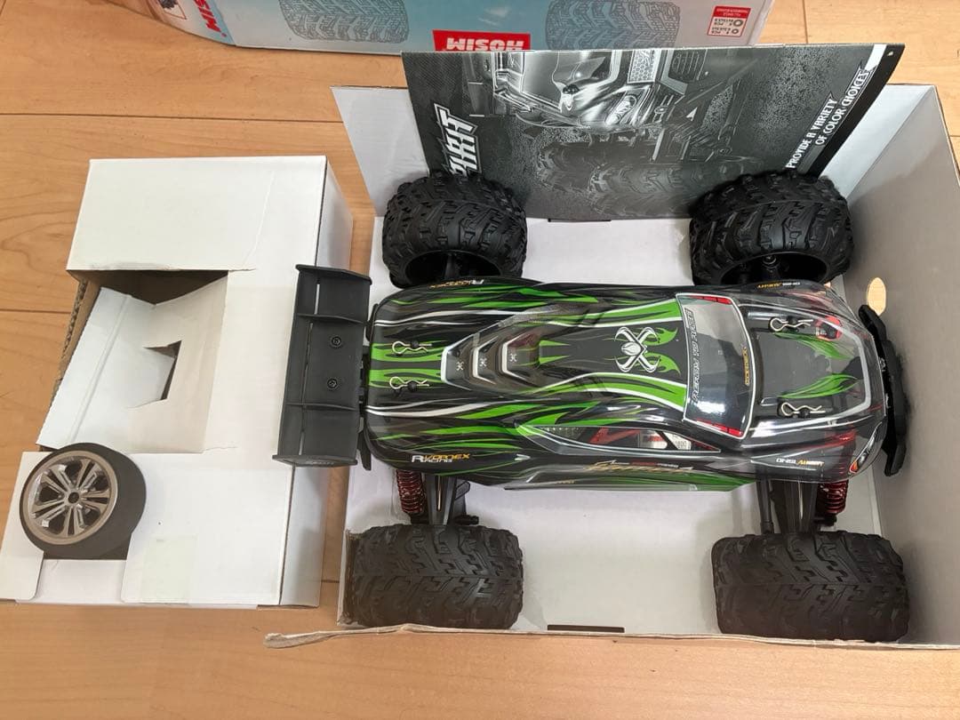 【新品未使用品】HOSIM Q903 ブラシレスモーター搭載ラジコンカー