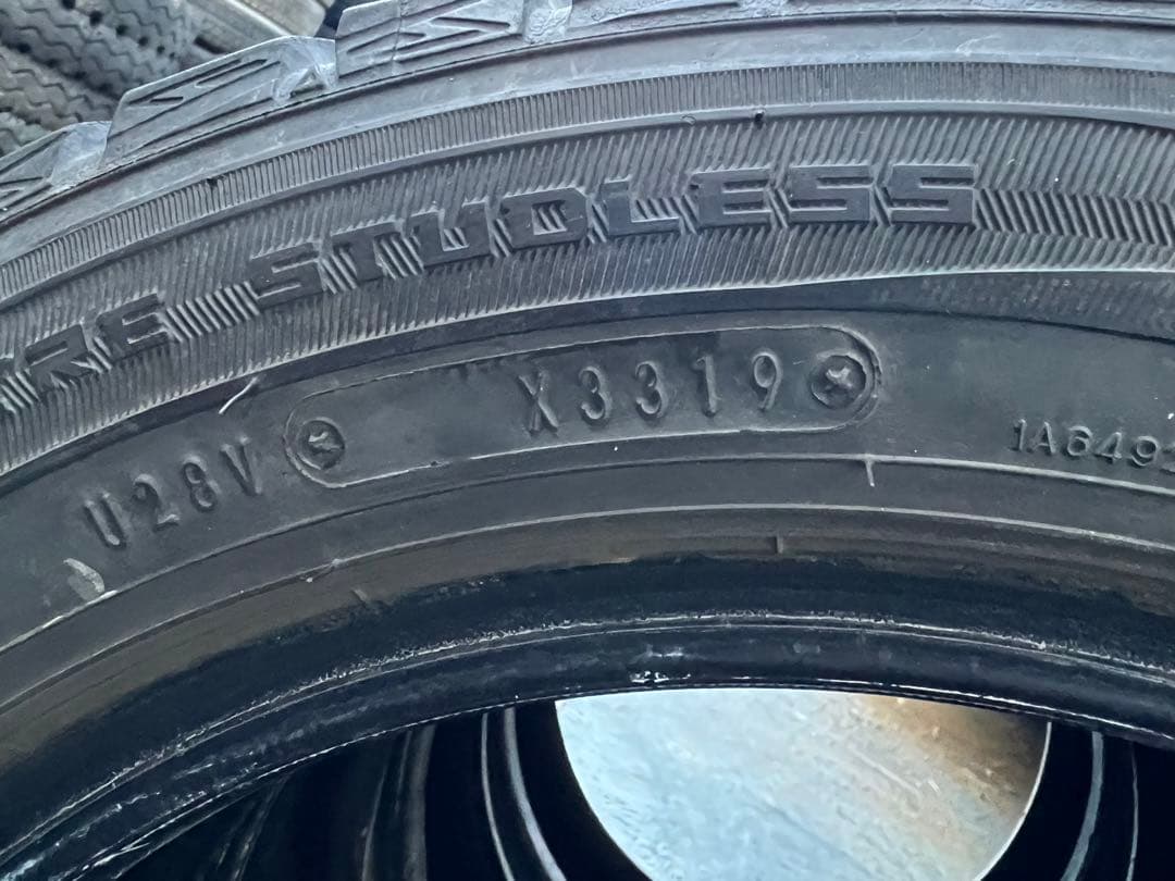 ダンロップスタッドレス155／65R14 75Q深溝