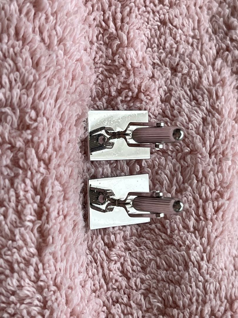 BURBERRY カフス＆ネクタイピン セット シルバー 高級アクセ