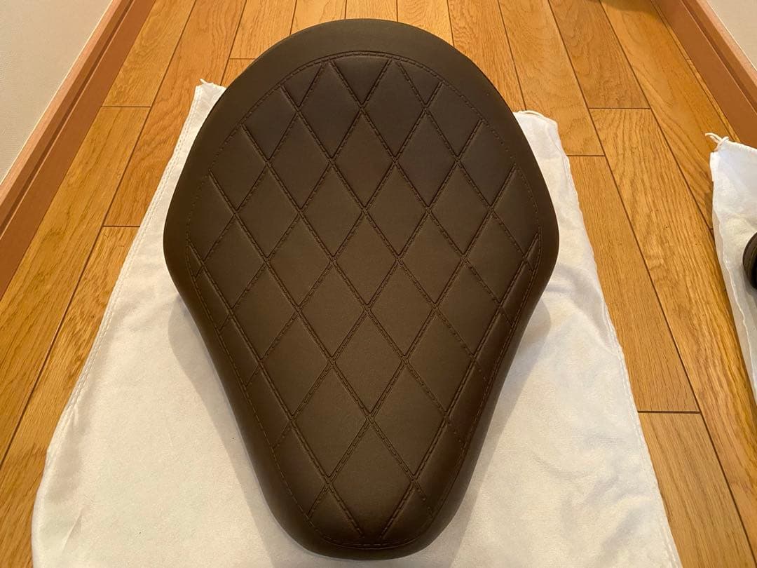 ホンダレブル250Sエディション純正シート