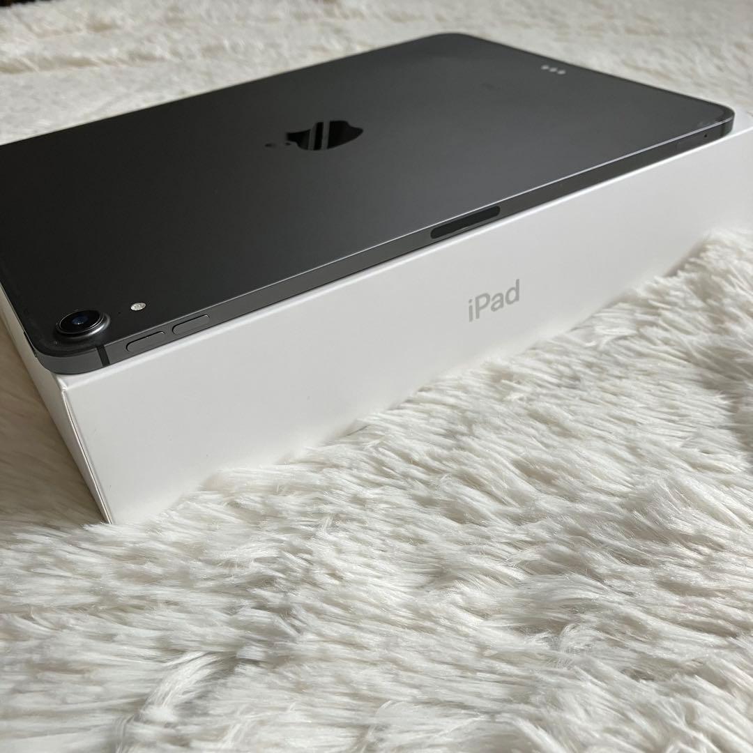 【完動品】iPad Pro 11 第1世代 256GB 【すぐ発送】