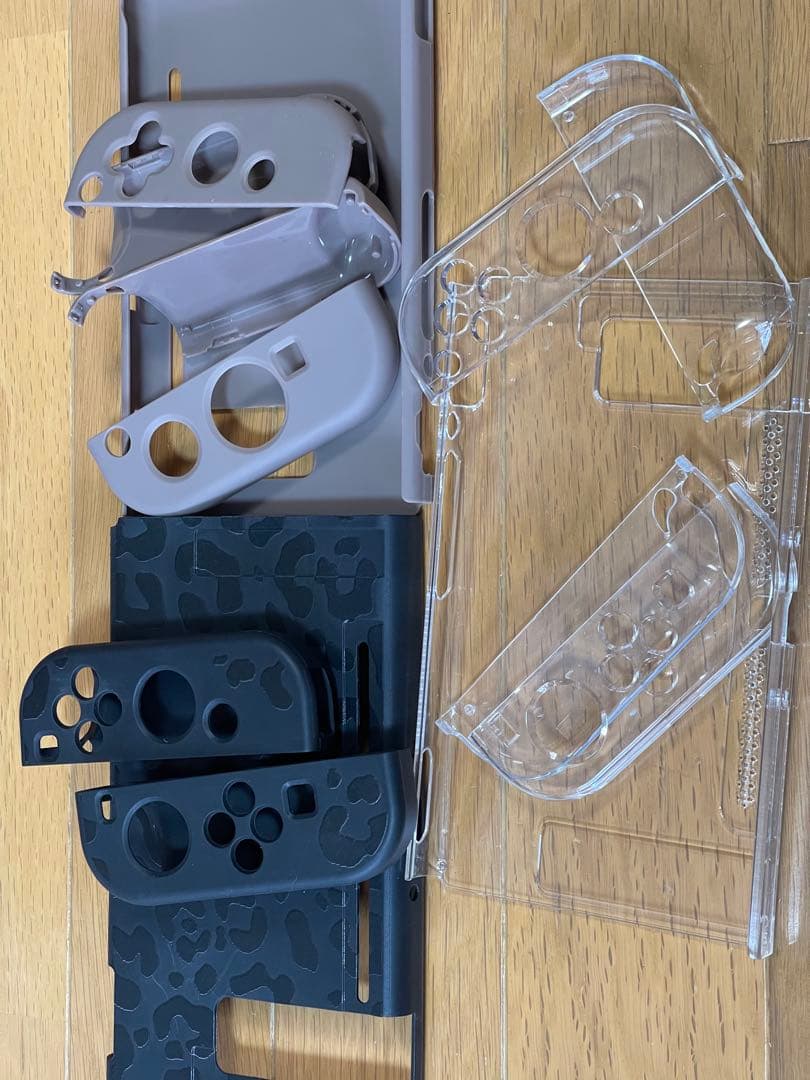Nintendo Switch 本体 赤/青 コントローラー2つ付き