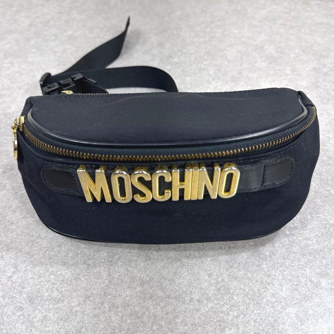 MOSCHINO モスキーノ ボディバッグ ウエストバッグ ゴールド金具ロゴ