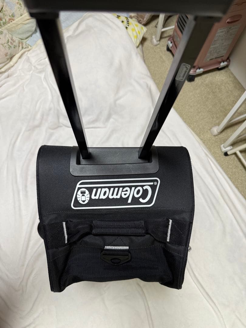 コールマンキャスター付きボストンバック　70Ｌ