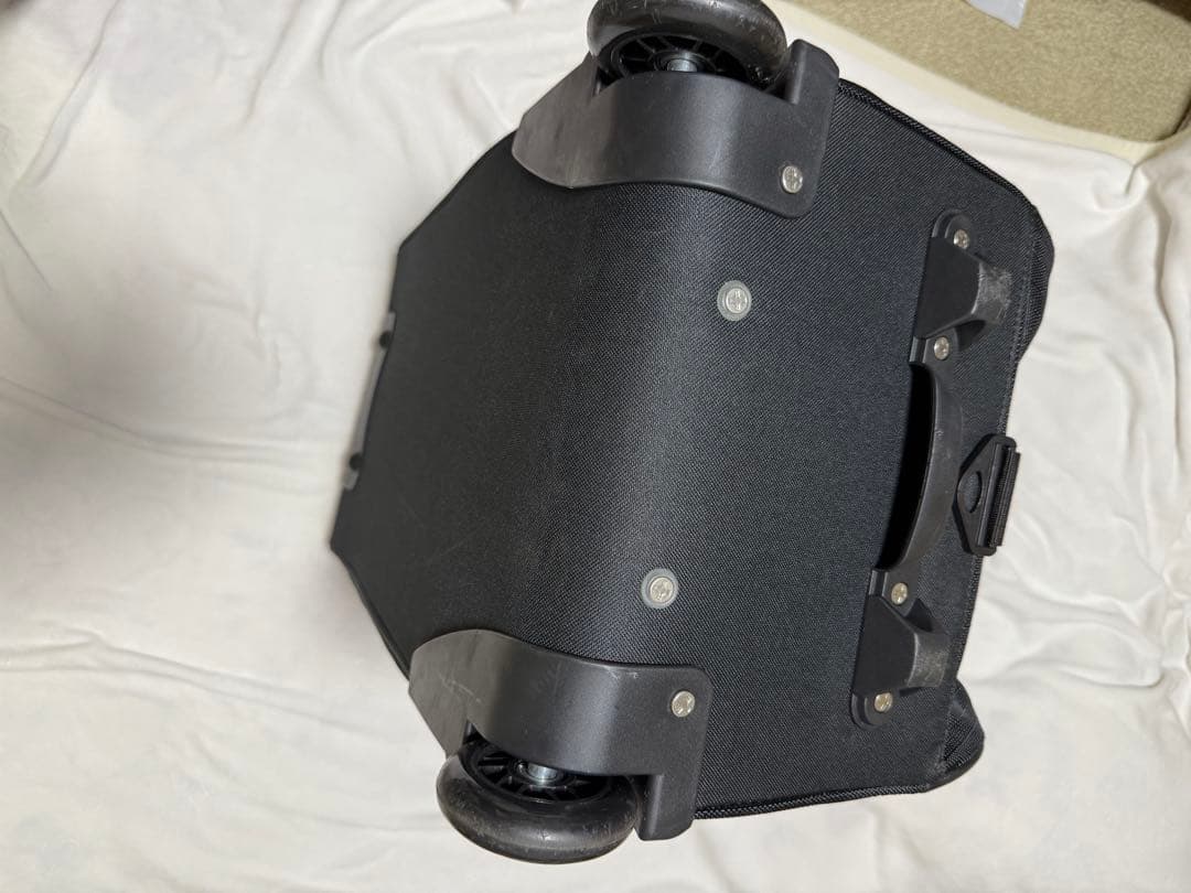 コールマンキャスター付きボストンバック　70Ｌ
