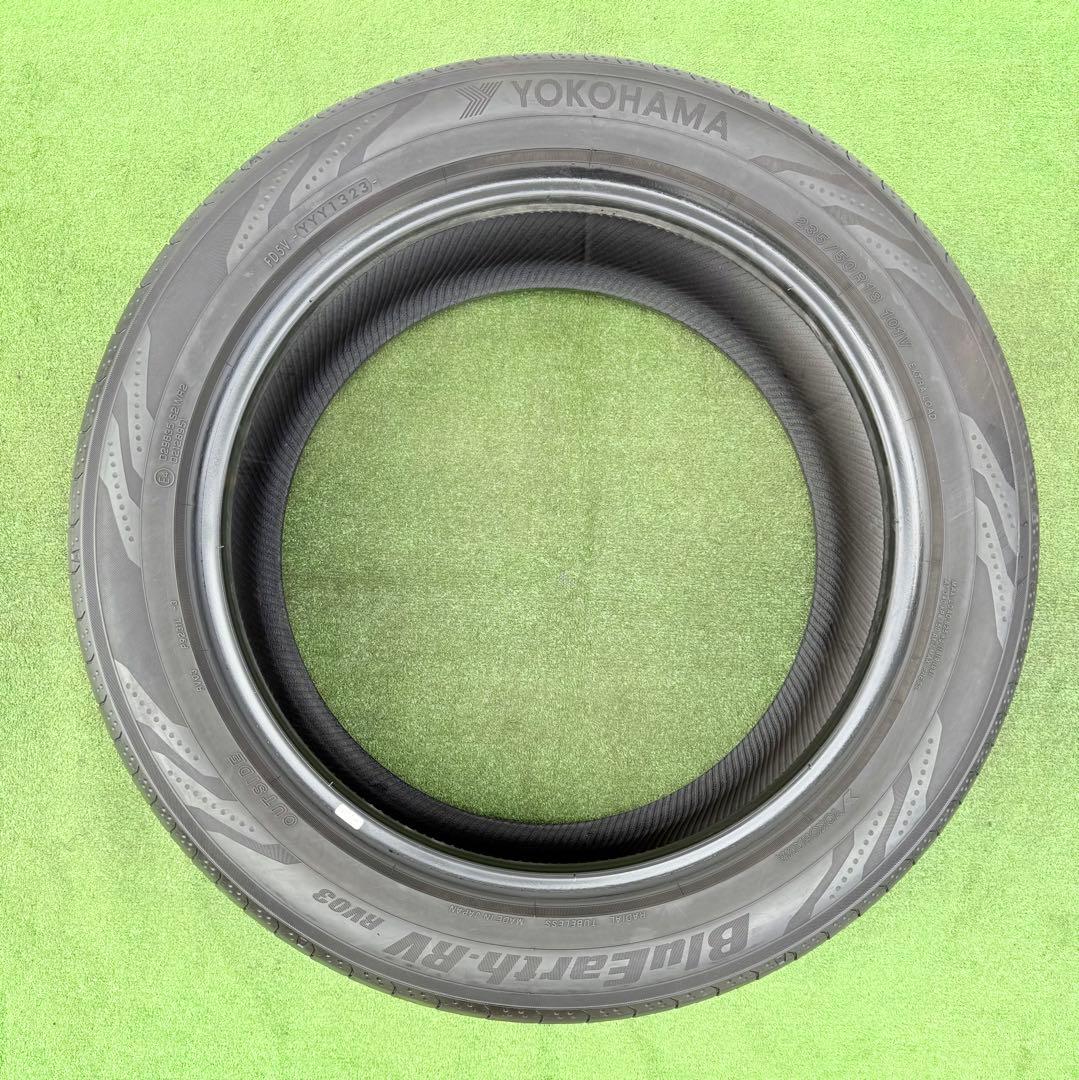 ヨコハマ ブルーアース rv-03．235/50R18.23年製．4本　セット